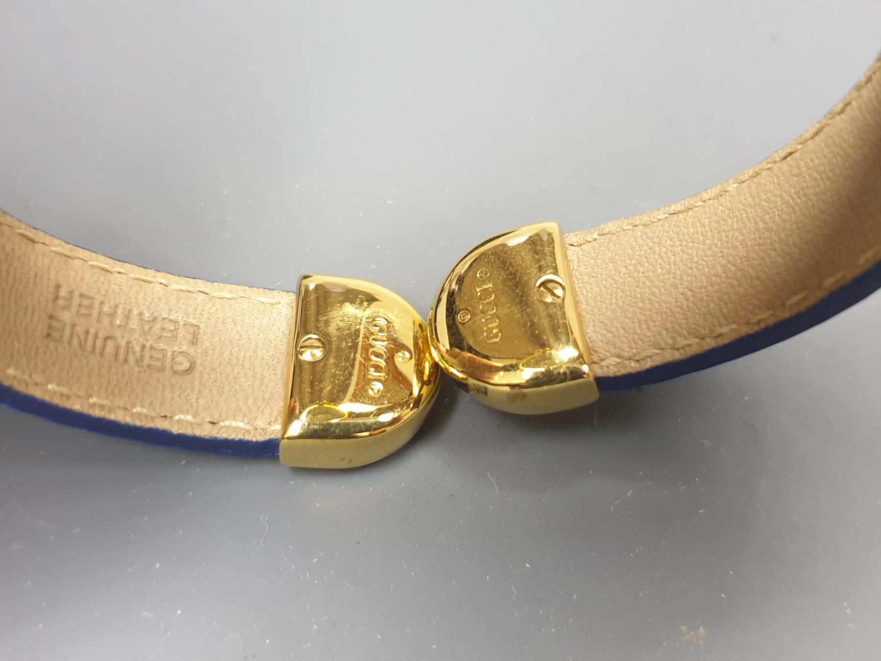 Gucci Uhren: Gucci - 26mm – Gebraucht aus Neyruz FR von Flyback 6