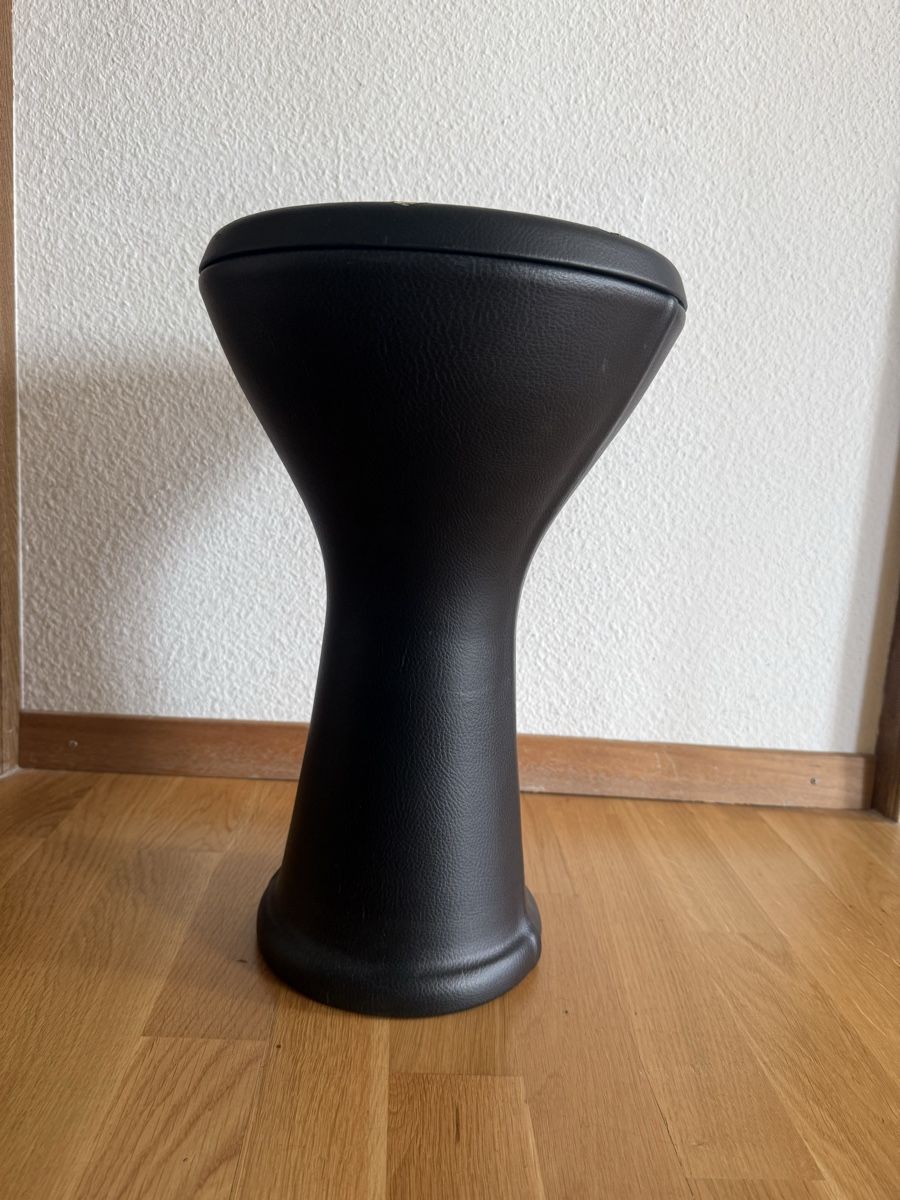 Strumenti musicali: Gebel / Darbuka noir bon état – Nuovo (secondo la descrizione) da Zürich venduto da Butpiquant 4