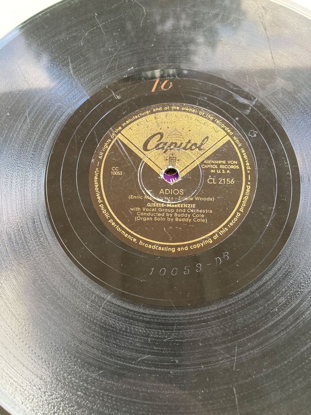 Vinyles: 4 Schellackplatten mit Jazz- und US - Schlagermusik – D'occasion à Altstätten SG par orthophonix 5