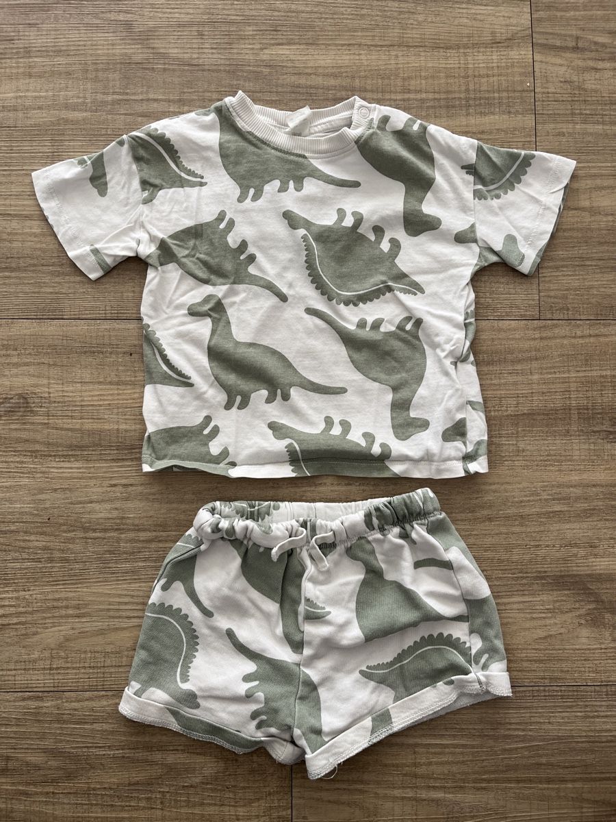 H&M Lotti & Set di vestiti: Sommerset 86 – Usato da Sursee venduto da Leg_Kibru