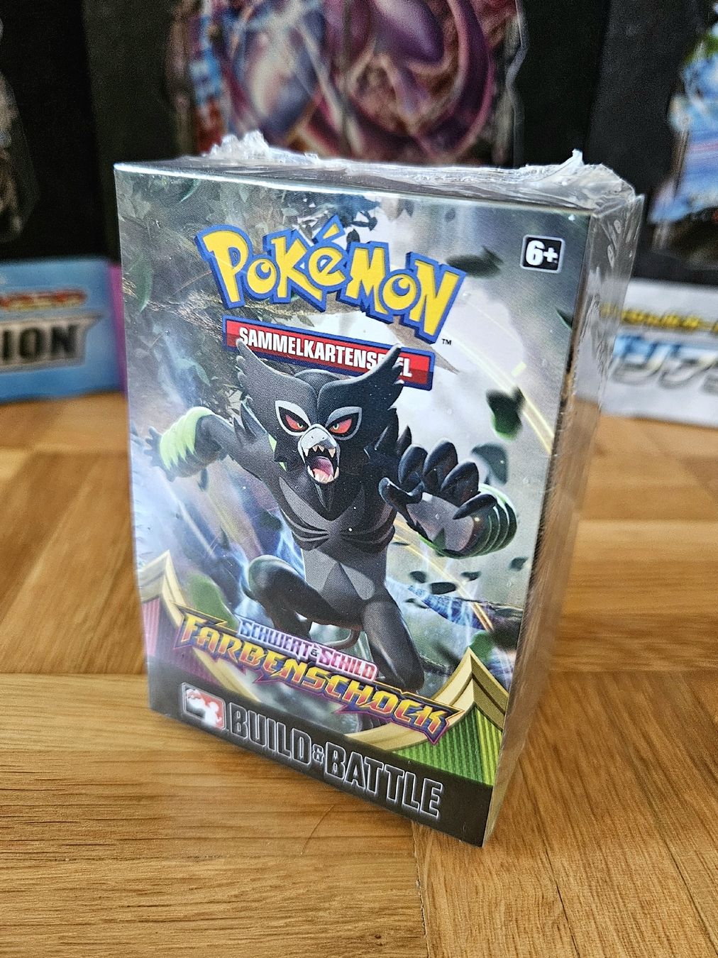 Pokémon Carte collezionabili: Pokémon Farbenschock Built & Battle Box – Nuovo e nell'imballaggio originale da Adliswil venduto da Samy0911