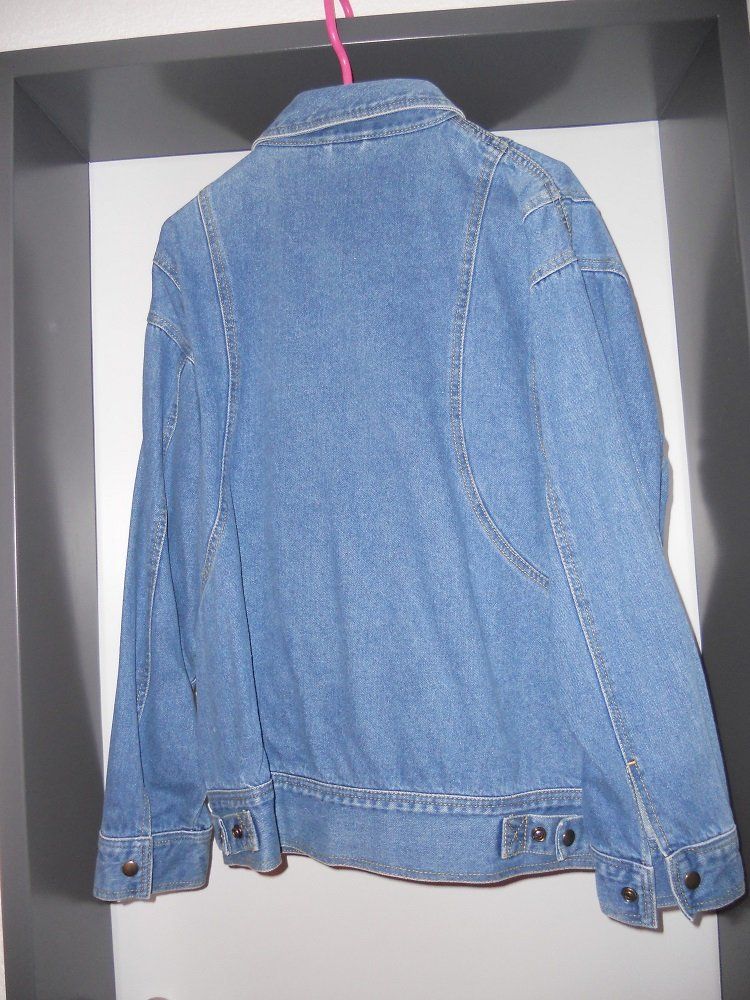 Giacche: Neuw. Jeansjacke - blau - Gr.42-44 – Nuovo (secondo la descrizione) da Uznach venduto da Laeuffer 1