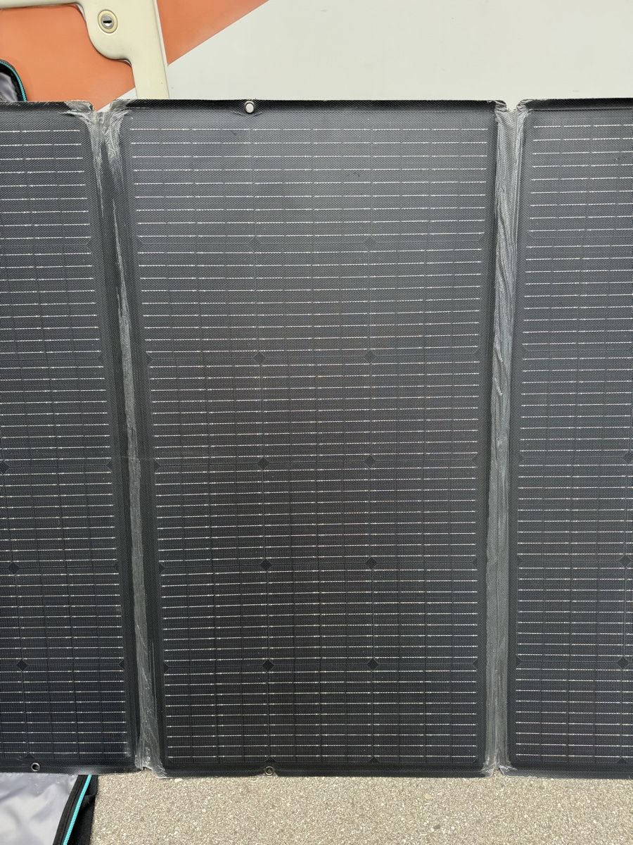 Ecoflow Dispositivi a energia solare: ECO FLOW 400W Solarpanele – Difettoso da Olten venduto da WidmerJ17 5