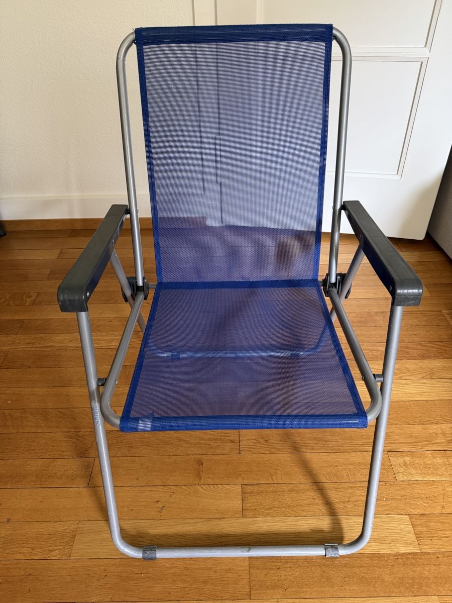 Chaises: Campingstuhl/Liegestuhl, klappbar – Neuf (Voir description) à Zürich par elg_rqw7