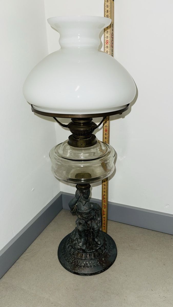 Lampade: Petroleumlampe Zwerg/Gnom 1880-1910 – Usato da Schönenbuch venduto da hug_f2ny