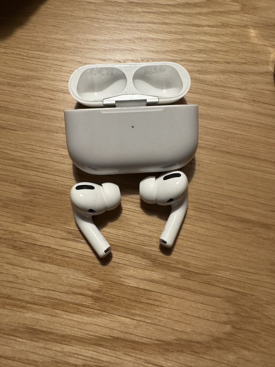 Apple Cuffie: Apple Airpods Pro 1. Gen – Usato da Wetzikon ZH venduto da 42bkk