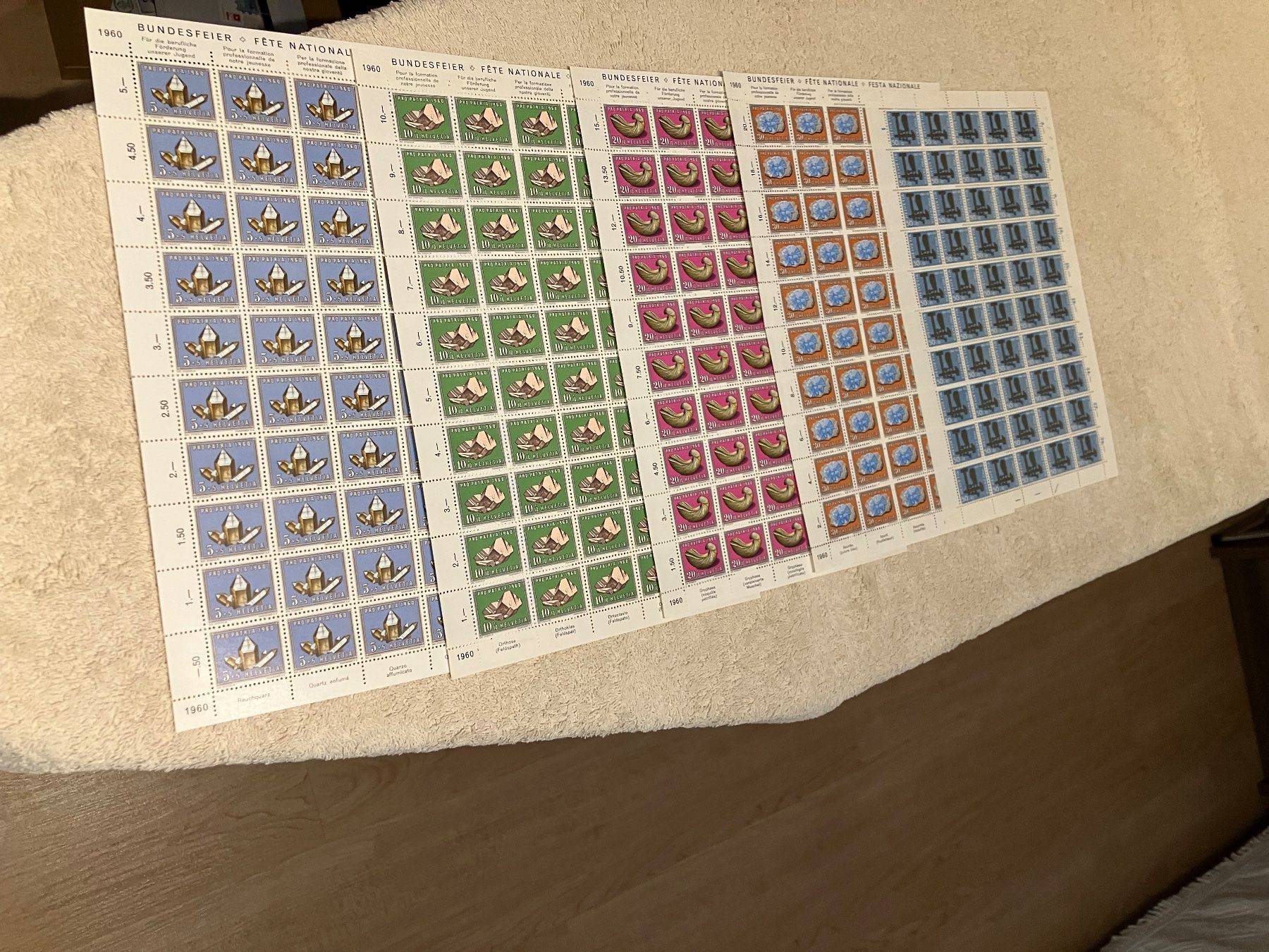 Tous les timbres: Bogenserie Pro Patria 1960 postfrisch ** – D'occasion à Baar par Ramona10