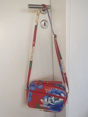 **ADIDAS** Cross Body Bag / Handtasche