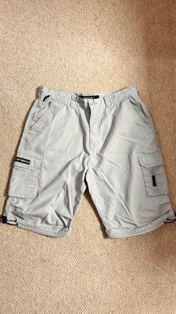 Shorts SMOG beige XL cargo pockets good condition