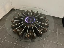 Wohnzimmertisch aus einem Sternmotor