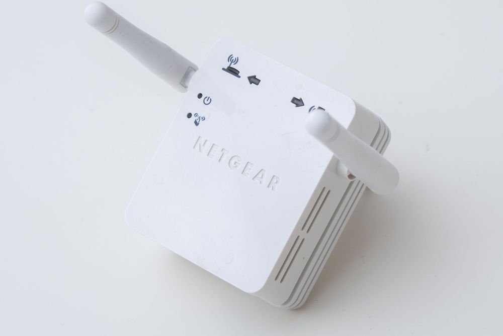 WiFi extender Netgear 300Mbps (Gebraucht) in Zürich für CHF 2 – mit ...