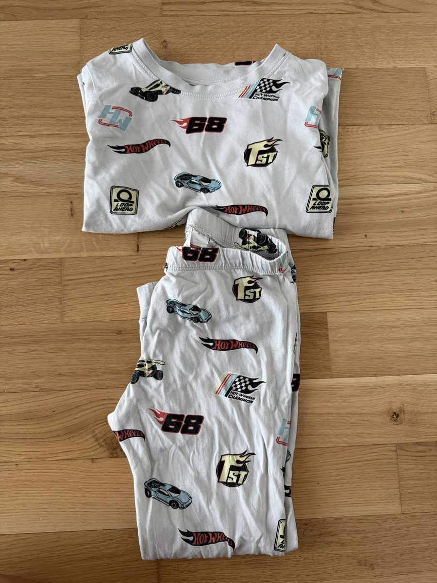 H&M Pigiama & Simili: Pyjama Set Kinder Hot Wheels – Usato da Oensingen venduto da lottina01