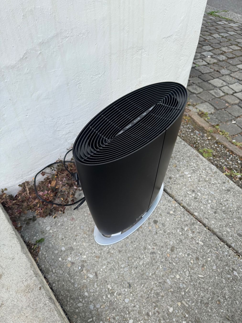 Purificatori d'aria: OptimizAir Luftreiniger (E-smog, Luftfiltration, etc.) – Usato da Zürich venduto da Thomvdermeer 2