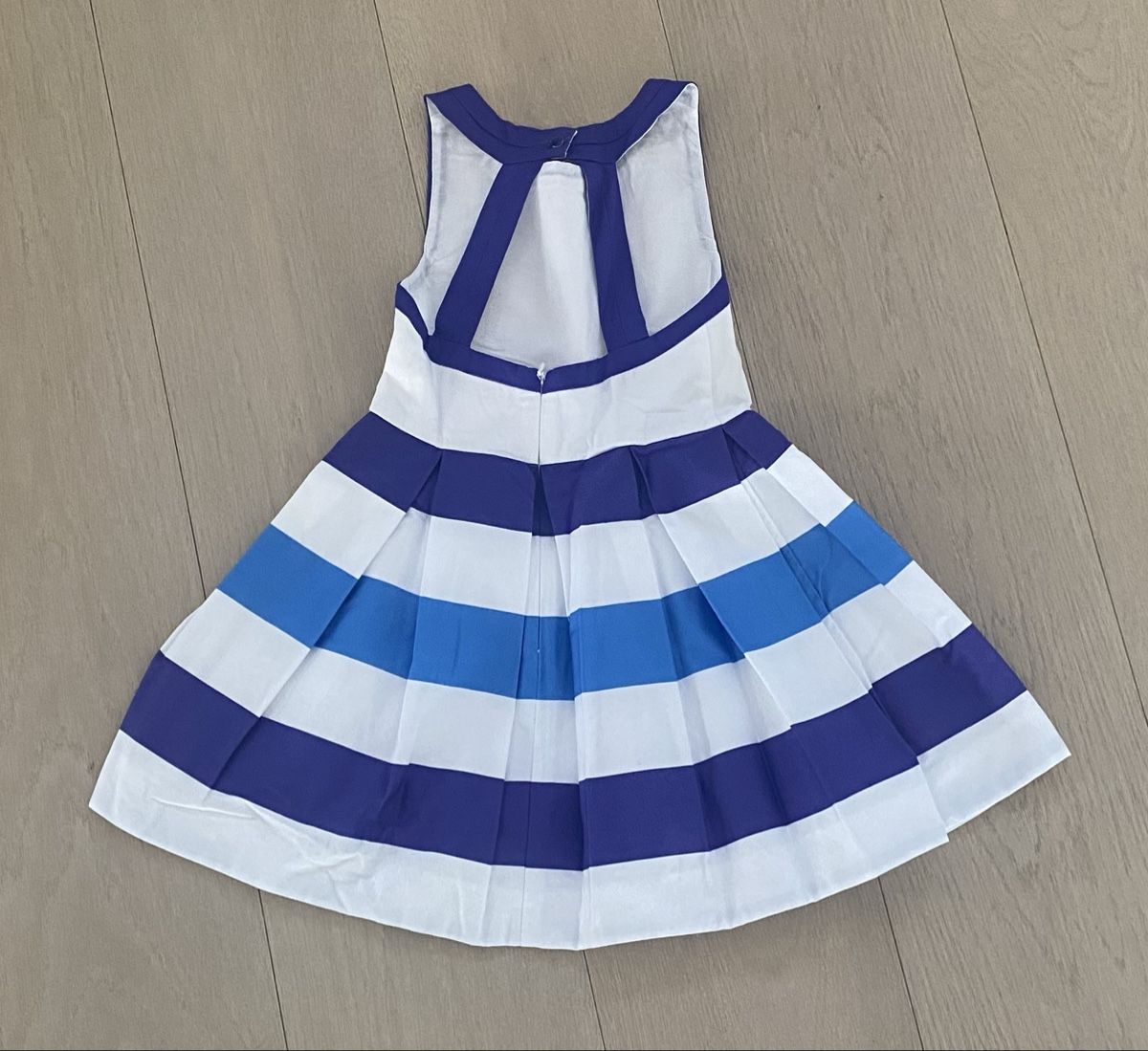 Jacadi Vestiti & Gonne: Kleid jacadi 4a/104cm – Usato da Hofstetten SO venduto da ani_55wx 1