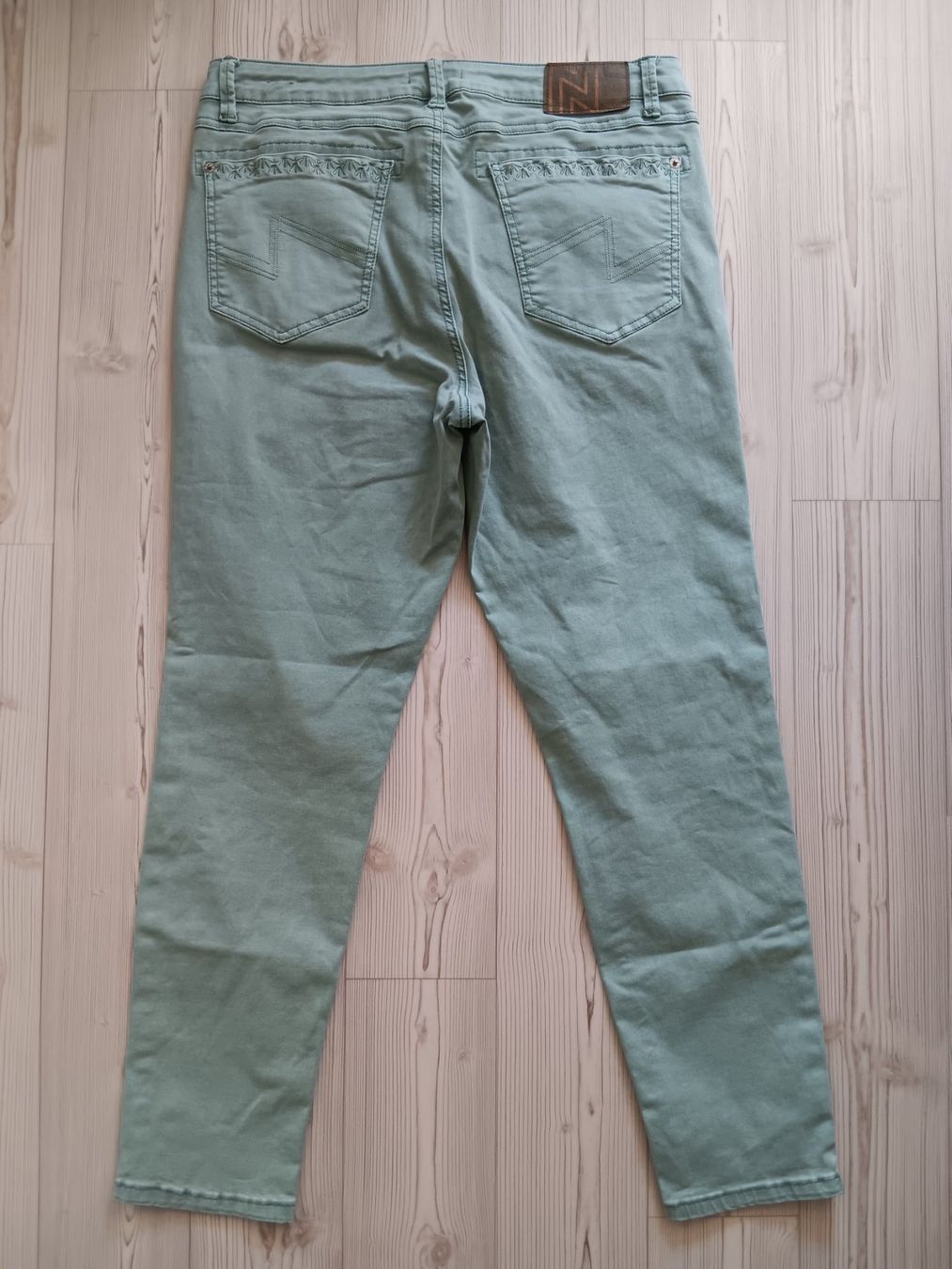 Nile Jeans: NILE Jeans taille / Grosse L – Usato da Cossonay-ville venduto da Super-Price-Quality 5