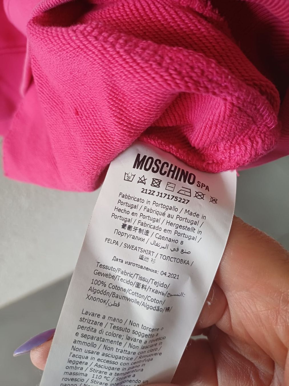 Moschino Giacche: Sweat Moschino  – Usato da Collonges venduto da cam_72xf 2