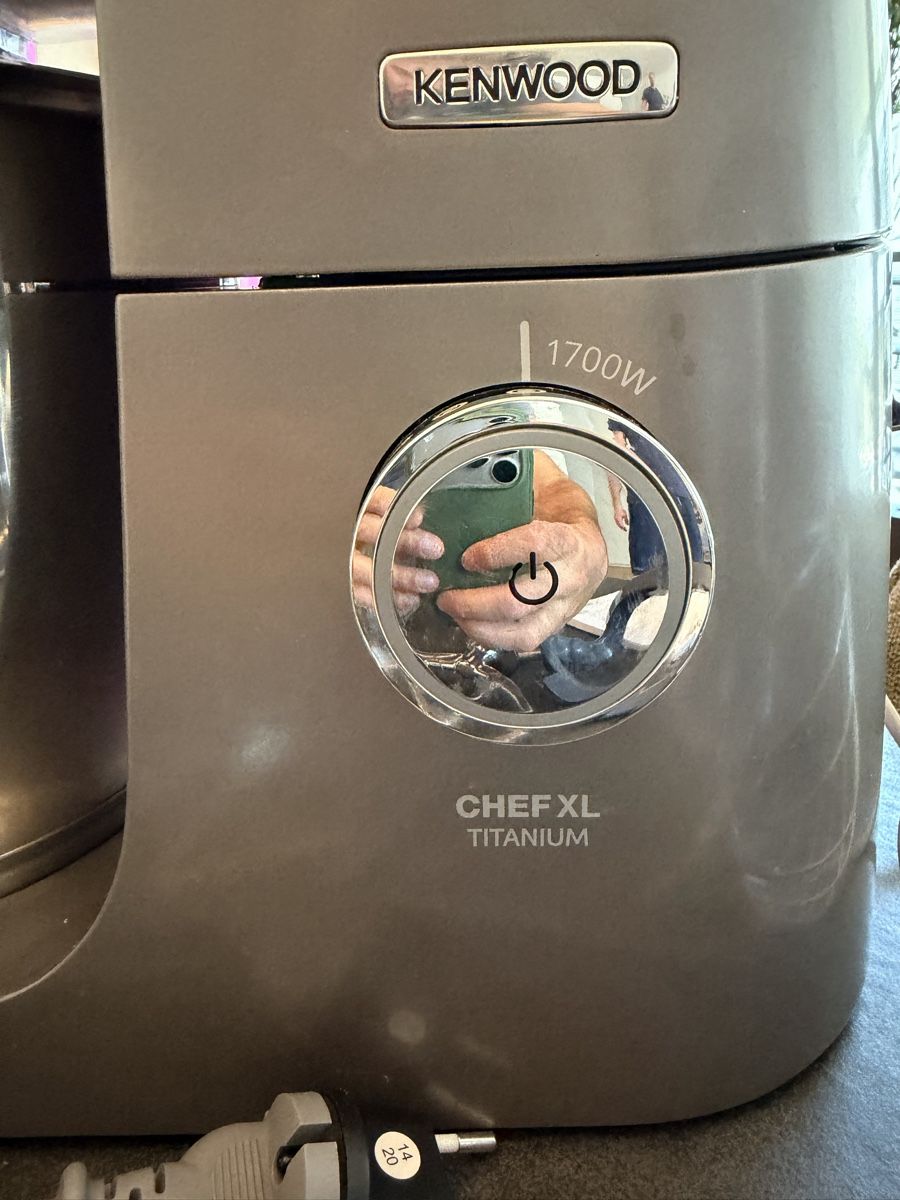 Kenwood Elettrodomestici da cucina: Kenwood Titanium Chef XL – Usato da Zug venduto da lekichr 4