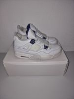 Air Jordan 4 Metallic Purple