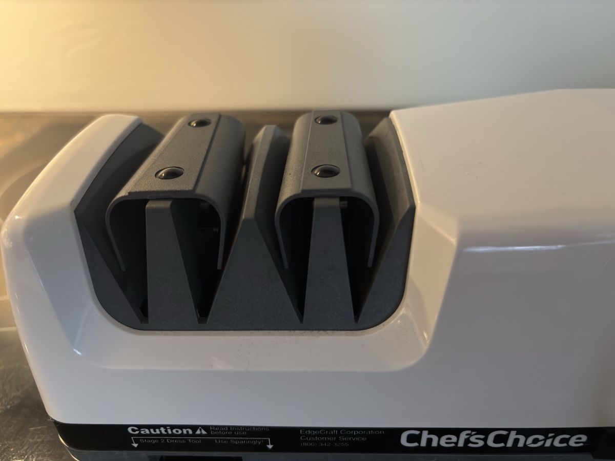 Elettrodomestici da cucina: Electric Knife Sharpener – Nuovo (secondo la descrizione) da Bironico venduto da Koalaboss 7
