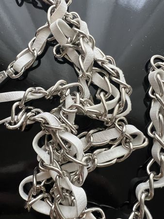 Mobile Hülle Kette silber geflochten
