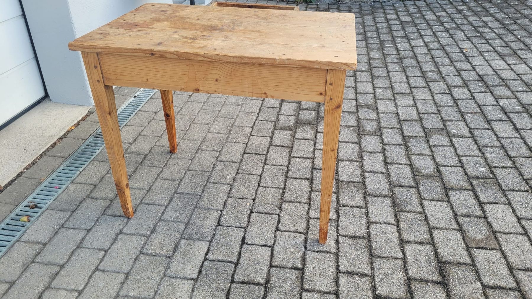 Tavoli: Antiker Holztisch – Usato da Kirchberg SG venduto da juvali 5