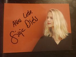Sinja Dieks - original Autogramm
