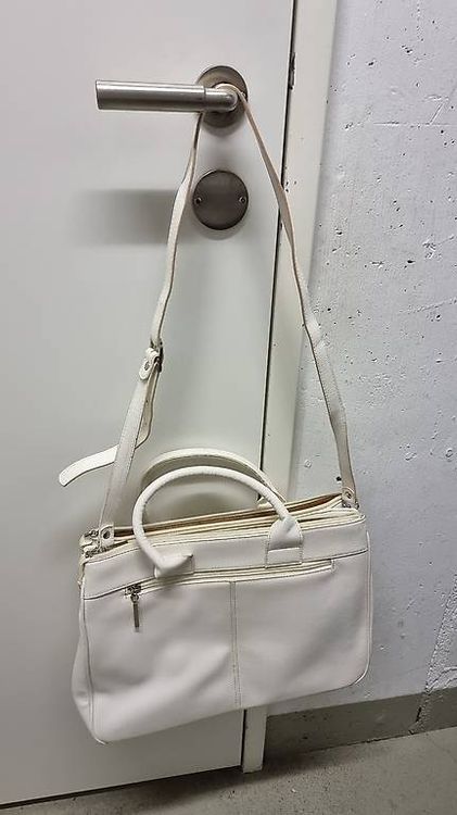 Sacs femmes: Dame Handtasche weiss Beige – D'occasion à Neuenkirch par tip_wp7s