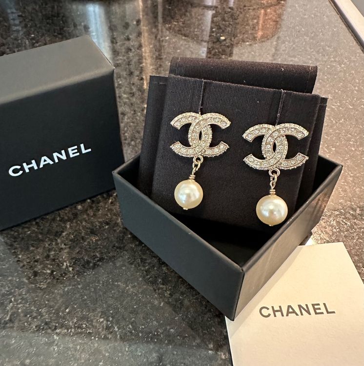 Fabelhafte Chanel Ohrringe Perlen Ebenbild