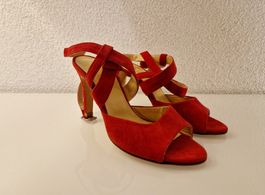 Damen Schuh / Schlichter Pumps / High Heels Grösse 35