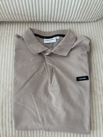 Calvin Klein Polo Shirt beige Farbe Grösse S neuwertig