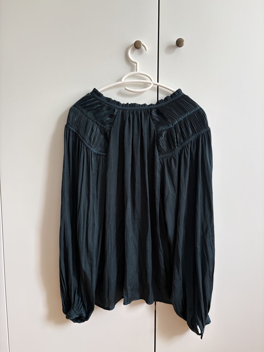 Mango Blusen: Grüne langarm Bluse von Mango, M – Gebraucht aus Zürich von Sera.13 2