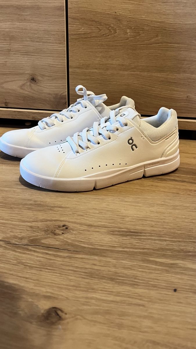 On Chaussures femmes: On Sneaker – Neuf (Voir description) à Luchsingen par luchs.gl 1