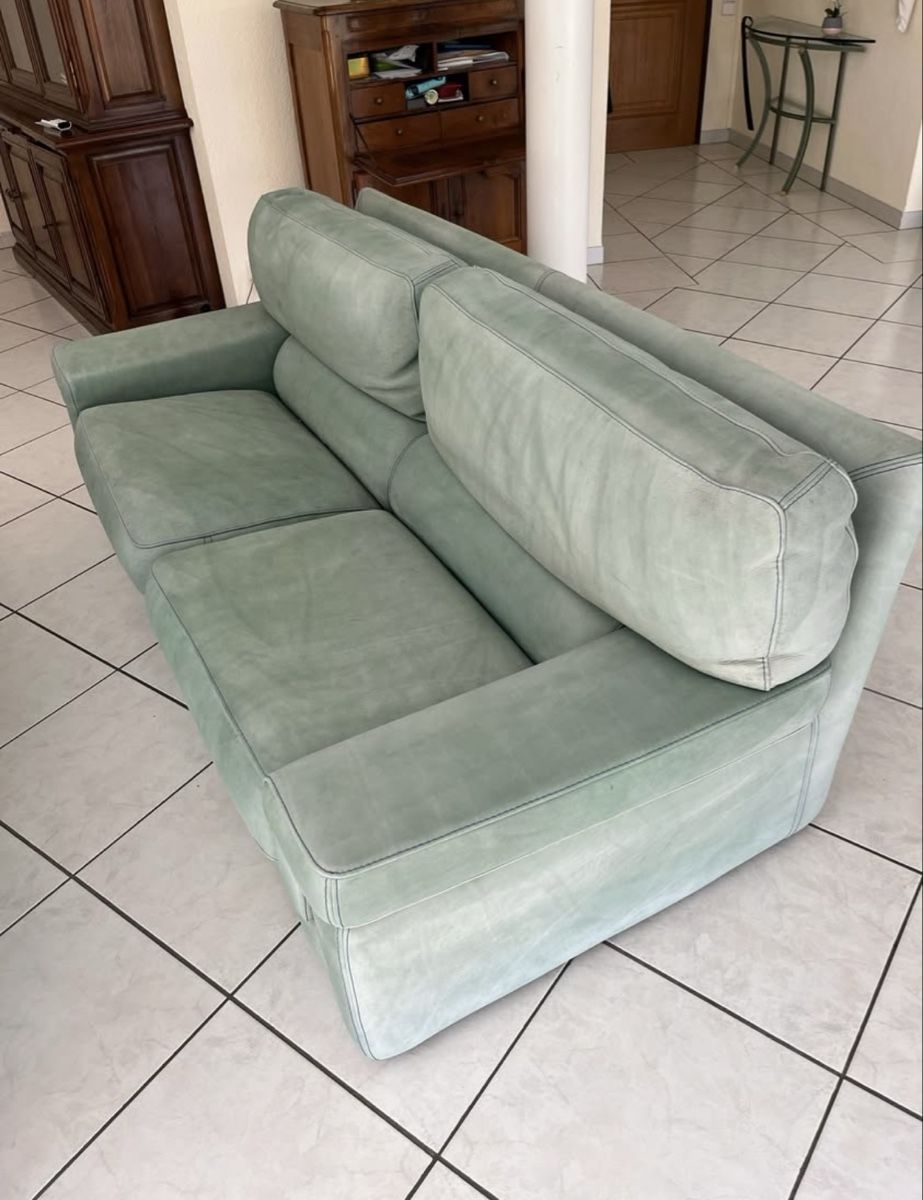 Divani: Sofas + repose-pieds – Usato da Nyon venduto da ins_b7yl 1