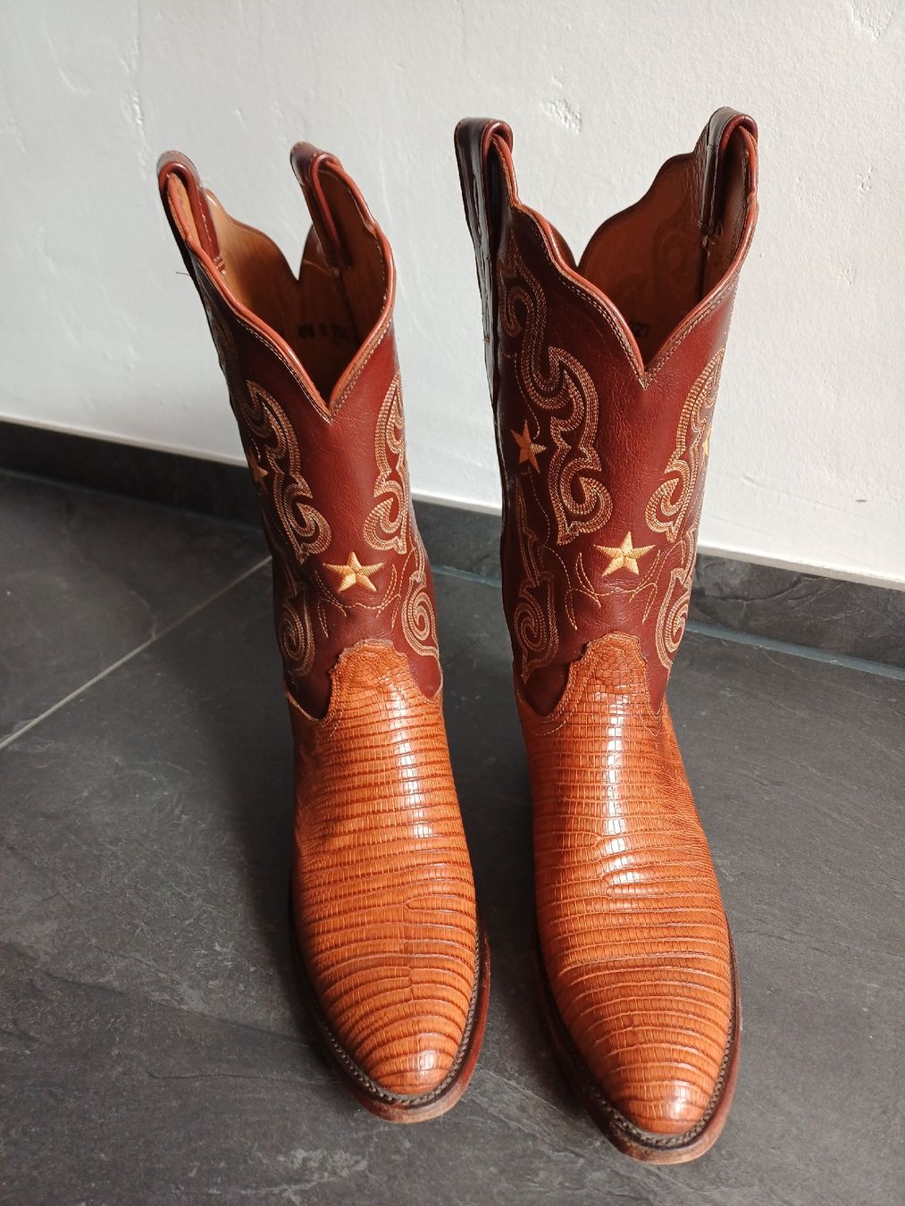 Chaussures femmes: Westernstiefel Damen – D'occasion à Saanen par Mirialveda