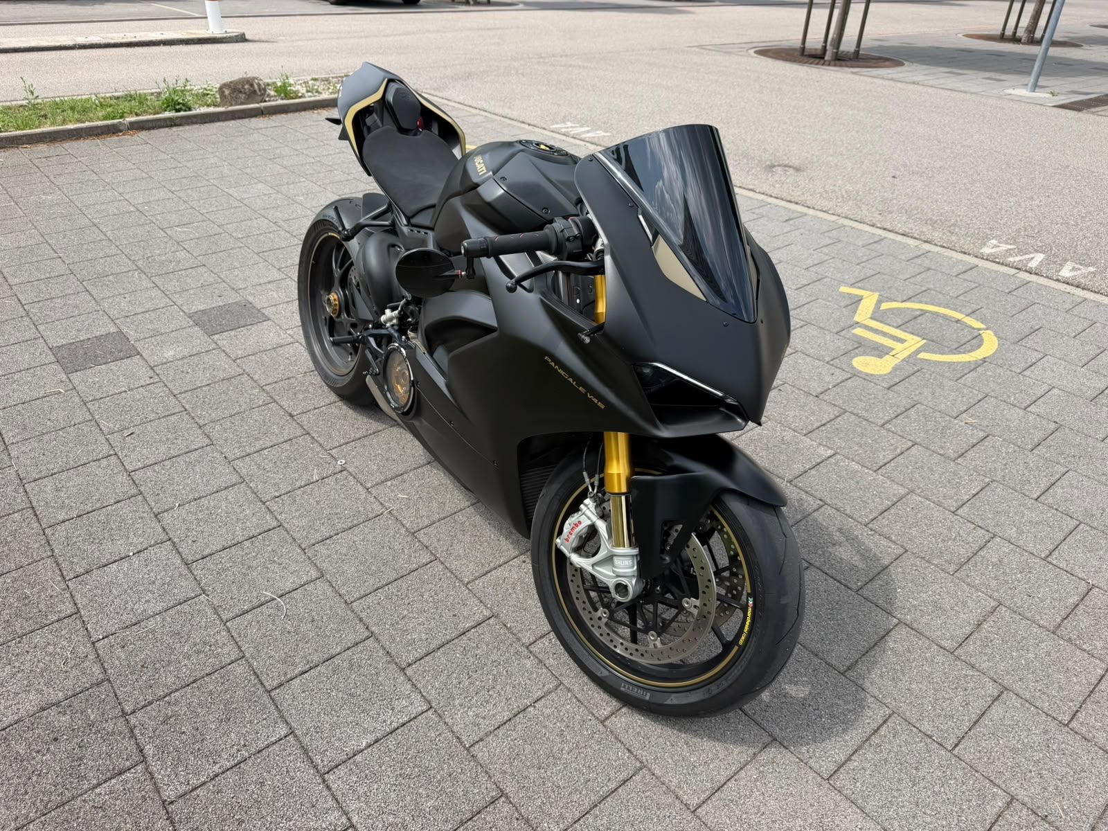 Ducati Strasse: Ducati Panigale V4 S Matt Schwarz  – Gebraucht aus Unterkulm von CedricG01
