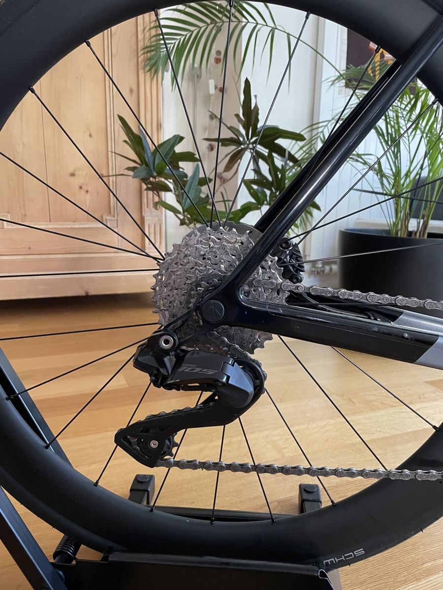 Canyon Biciclette: Canyon Ultimate Cf sl7 di2 – Usato da Andelfingen venduto da Chiquilla0 4