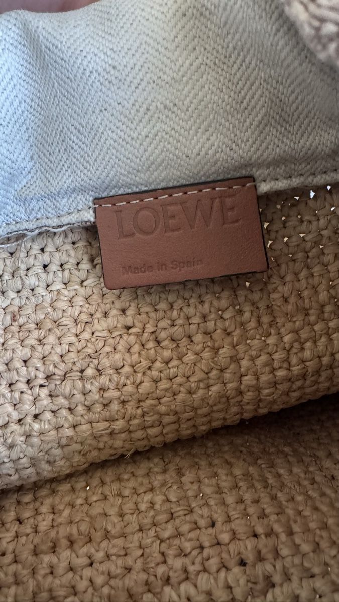Loewe Borse da donna: LOEWE crossbody raffia small – Usato da Genève venduto da val_5jbf 6