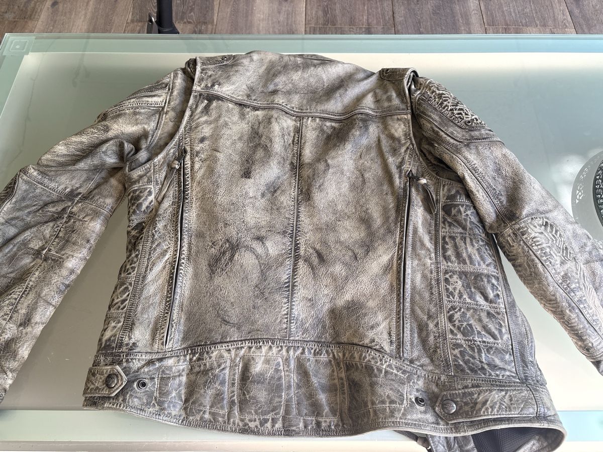 Harley-Davidson Giacche: Robuste Lederjacke von Riding Gear - Harley Davidson, Gr. M – Usato da Steinhausen venduto da Tommaso2 4