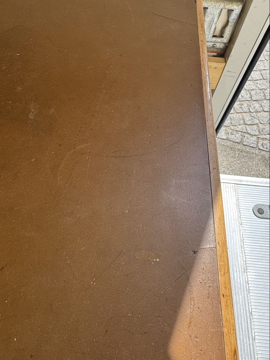 Tavoli: 50er & 60er Jahre Tisch – Usato da Schlieren venduto da Freundlich02 6