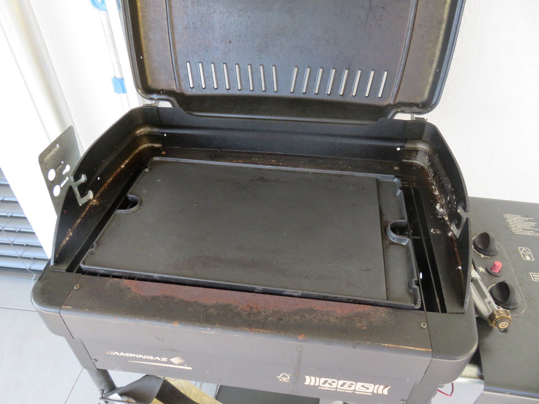 Griglie: Grill camping gaz RBS de luxe avec plancha – Usato da Neuchâtel venduto da jmn_fv6m 6