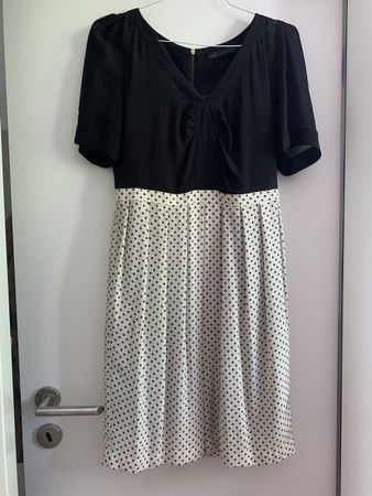 Marc Jacobs Kleid schwarz Punkte Grösse 38 guter Zustand