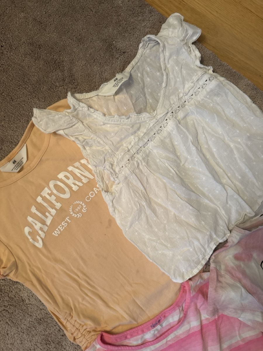 Blusen, T-Shirts & Tops: 4 mädchen Shirts 134 – Gebraucht aus Wädenswil von dor_ddx7 2