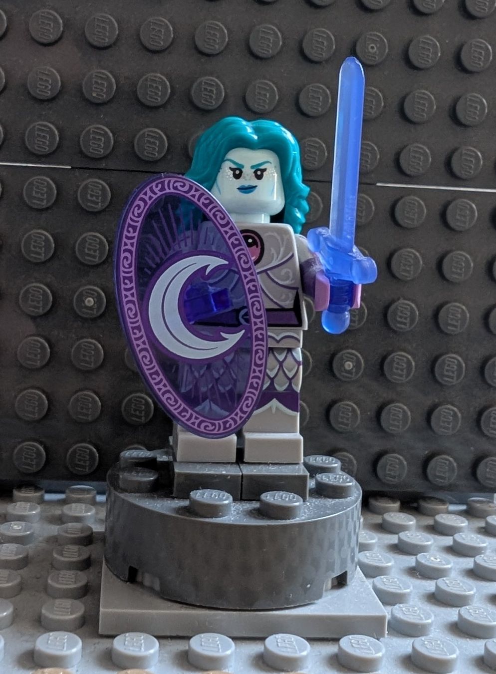 Lego Baukästen: Lego Minifigur Night Protector, col392 – Gebraucht aus Bäch SZ von Yodathebest15
