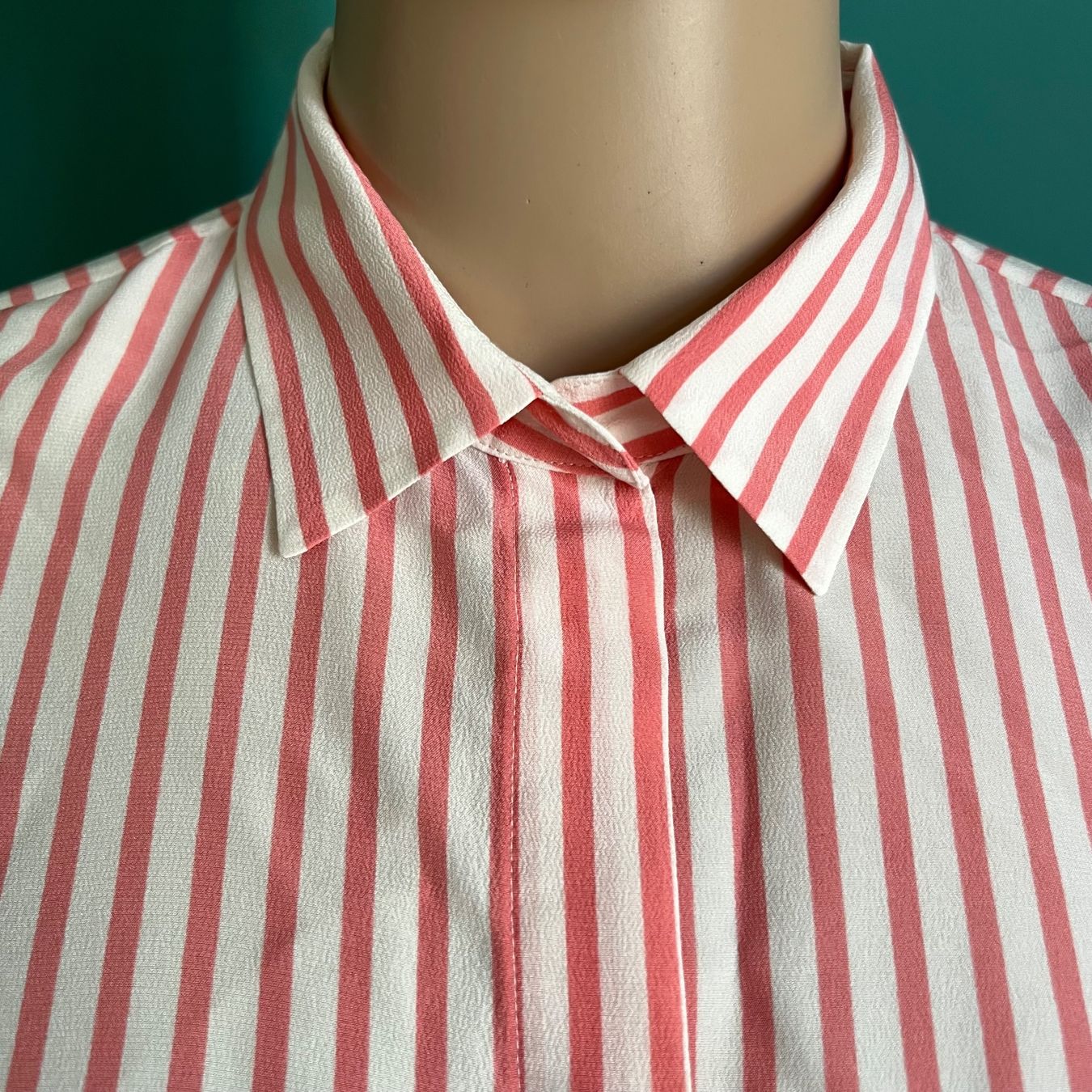 Massimo Dutti Camicette: MASSIMO DUTTI Bluse 💕 – Usato da Zürich venduto da ClosetQueen 1