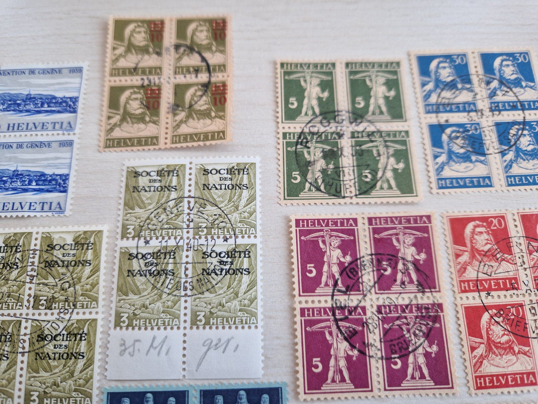 Tutti i francobolli: Ansammlung CH 4er Blöcke, ab 1.- – Usato da Burgdorf venduto da Glossy01 3