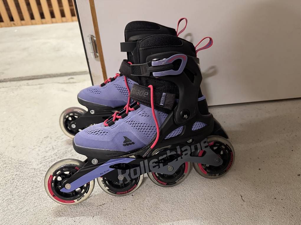 Pattini in linea & Pattini a rotelle: Rollerblade Macroblade 90 Inline-Skates Damen – Usato da Winterthur venduto da Templar_Of_Metal