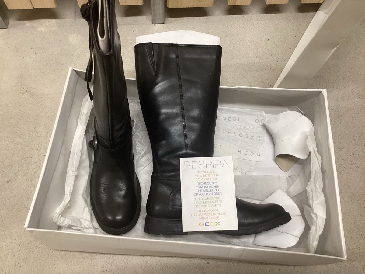 Damenschuhe: Damen Stiefel 36 – Gebraucht aus Baden von Areekarl 1