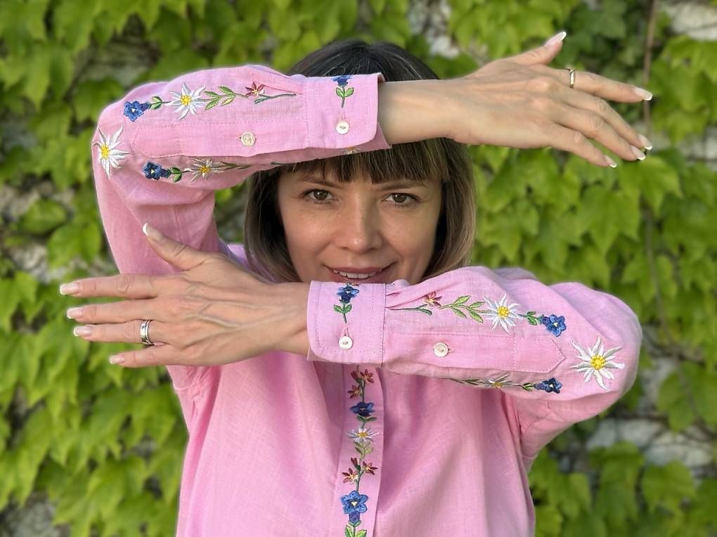 Blusen: Damen Leinenhemd Edelweiss Rosa – Gebraucht aus Thalwil von han_2b8c 1