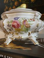 Deckeldose, Bonboniere, Porcelaine de Couleuvre / Porzellan