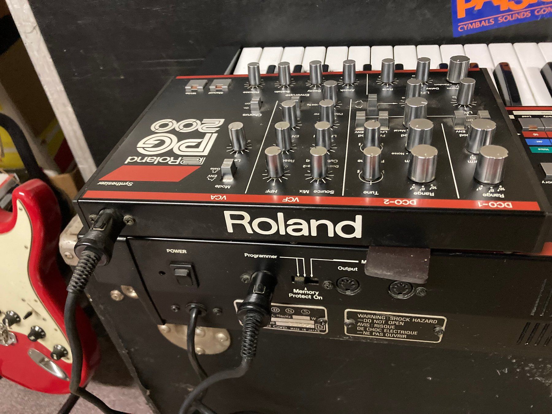 Roland Instruments de musique: Roland JX3P mit PG 200 – D'occasion à Dübendorf par Fendi07 4